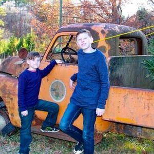 Meet your Posher, Lori